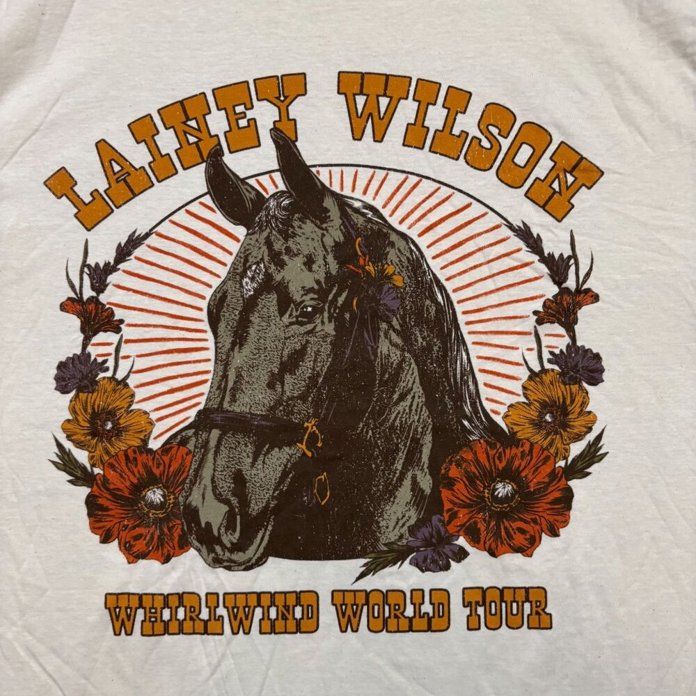 Lainey Wilson Whirlwind World Tour Country Beige T-Shirt Size Extra Large - Picture 2 of 4